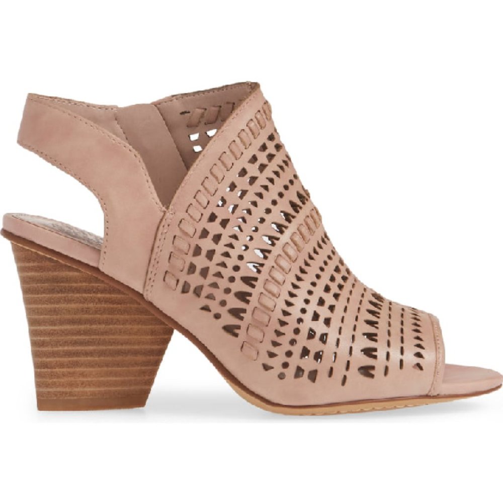 VINCE CAMUTO Derechie Perforated Shield Sandal In
